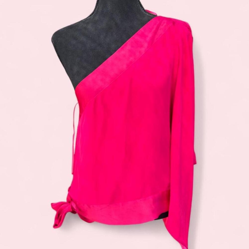 Vertigo hot pink one shoulder blouse